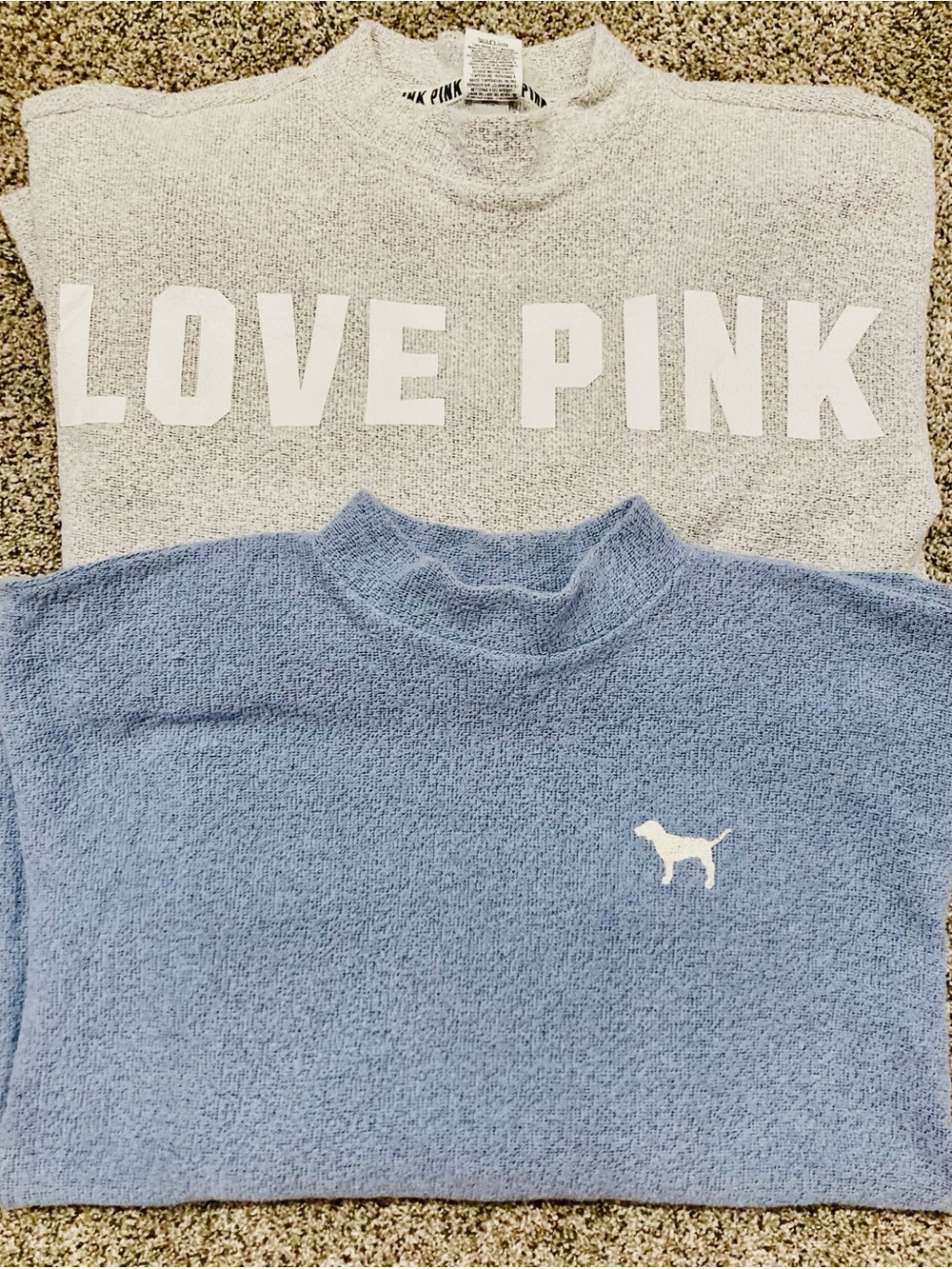 ✨VS PINK Bundle-✨2 Mock-neck Sweatshirts+ Bonus Gift✨